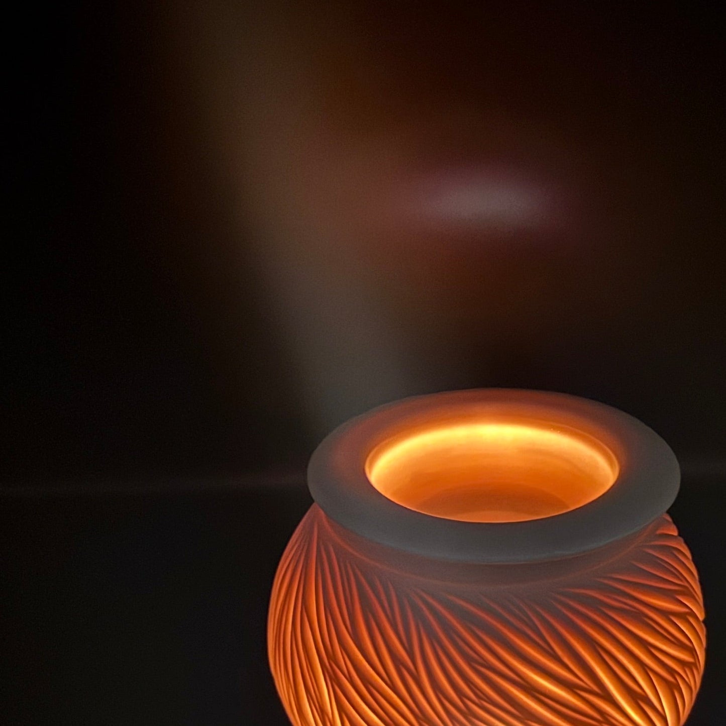 Carved Porcelain Oil Diffuser - Jasmine Samuels Ceramics