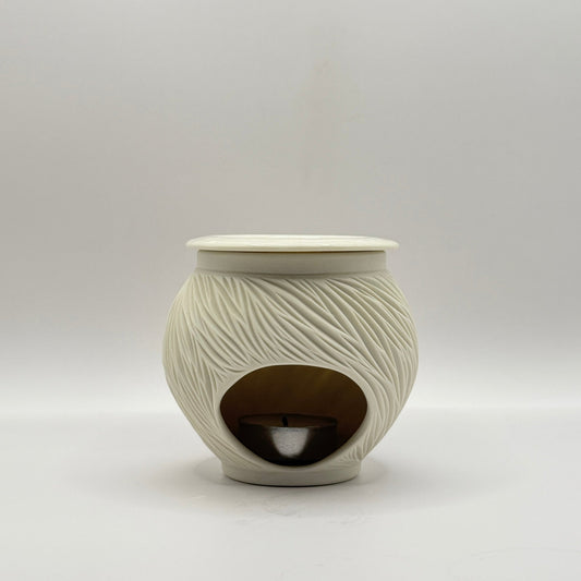 Carved Porcelain Oil Diffuser - Jasmine Samuels Ceramics